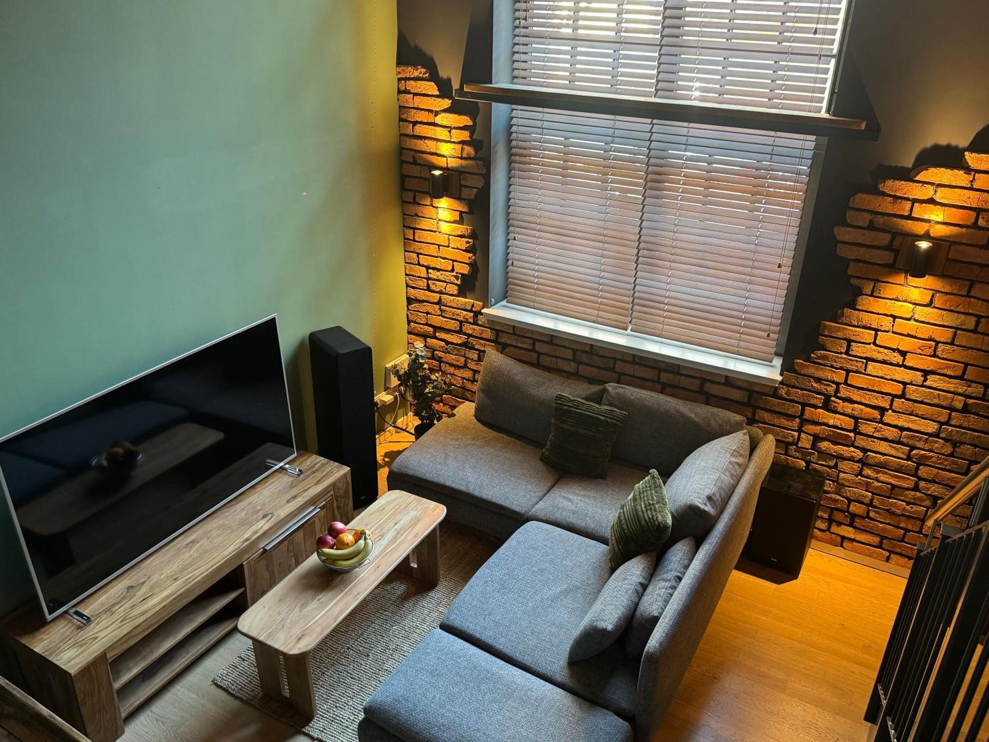 Loft Bw29 Zentrum - Freizeit & Arbeit - 5 Personen - Wifi Lipcse Kültér fotó